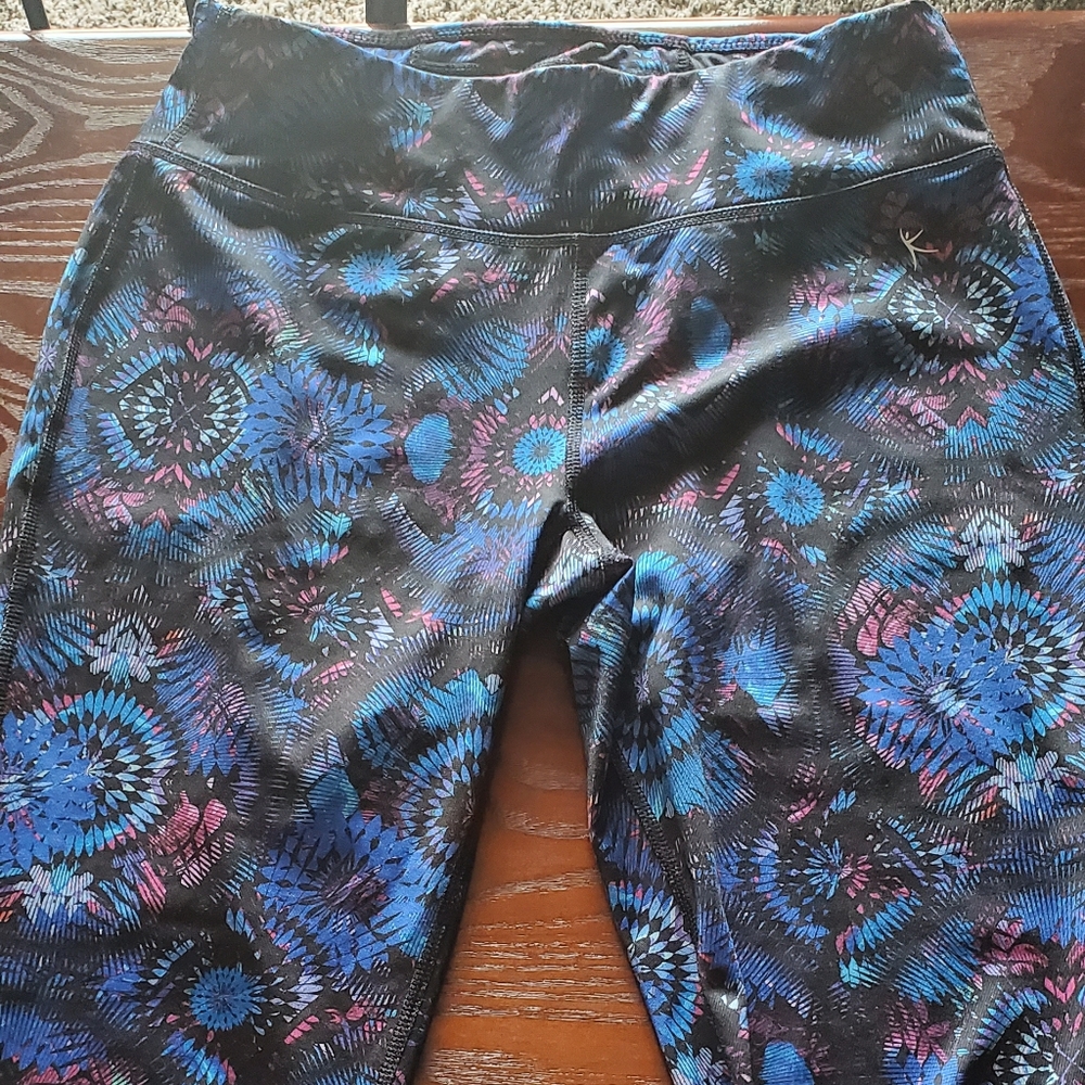 Danskin Now Drifit Leggings